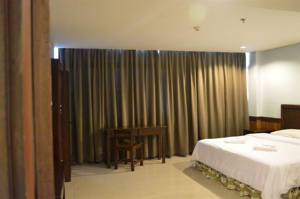 Alu Hotel Davao City Exteriör bild
