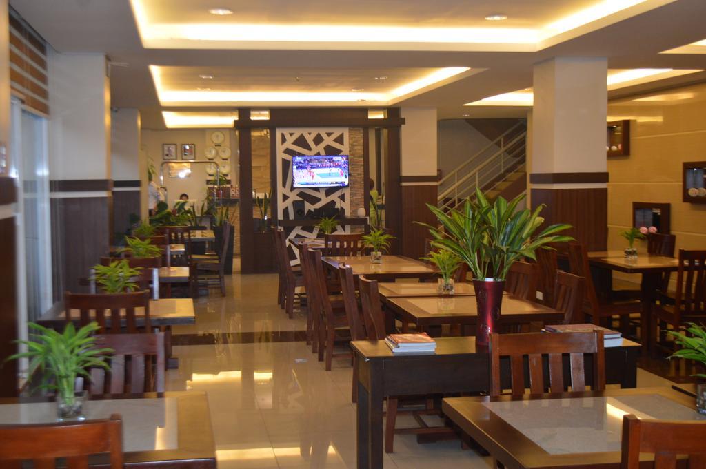 Alu Hotel Davao City Exteriör bild