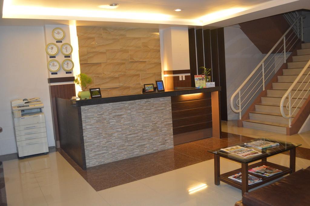 Alu Hotel Davao City Exteriör bild