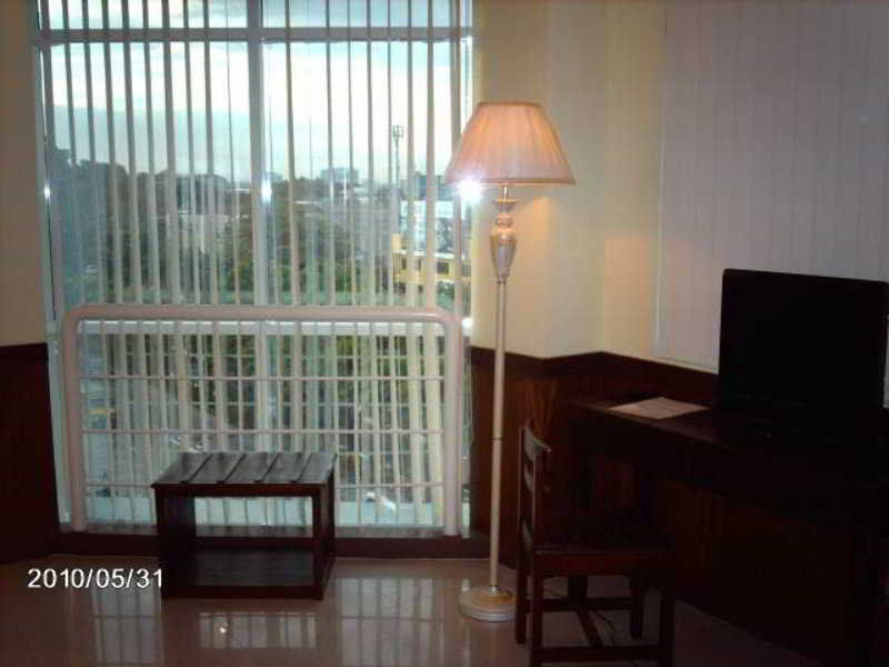 Alu Hotel Davao City Exteriör bild